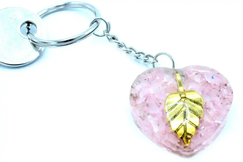 Orgonite Power Keyring – Rose Quartz Heearts Golden Leaf | www.artisangoods.co.uk 5
