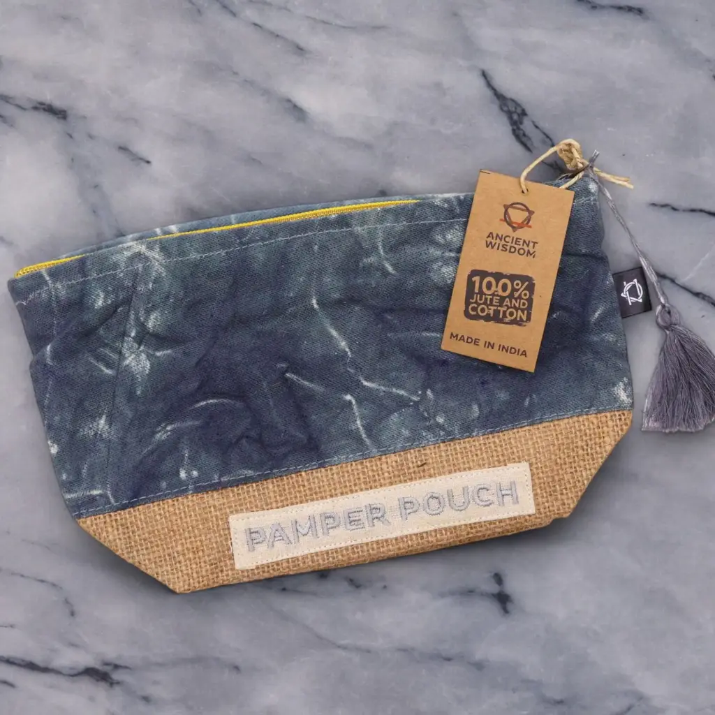 Pamper Pouch – Charcoal – Stonewash | www.artisangoods.co.uk 2
