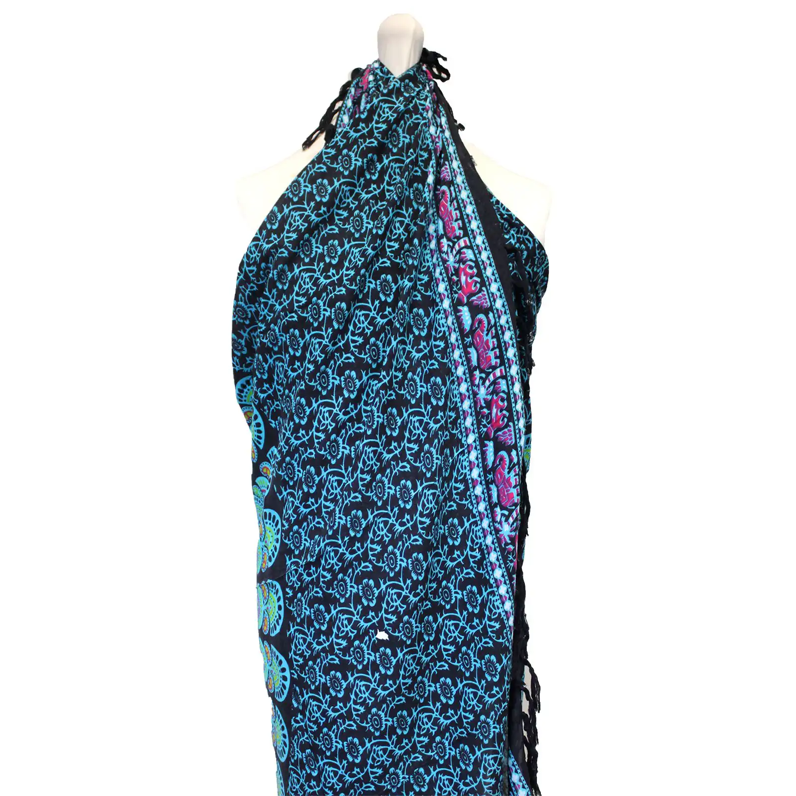 Peacock Classic Mandala Sarongs | www.artisangoods.co.uk 2 Peacock Classic Mandala Sarongs | www.artisangoods.co.uk 1