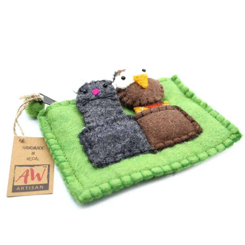Pouch with Finger Puppets – Owl & Pussycat | www.artisangoods.co.uk 2