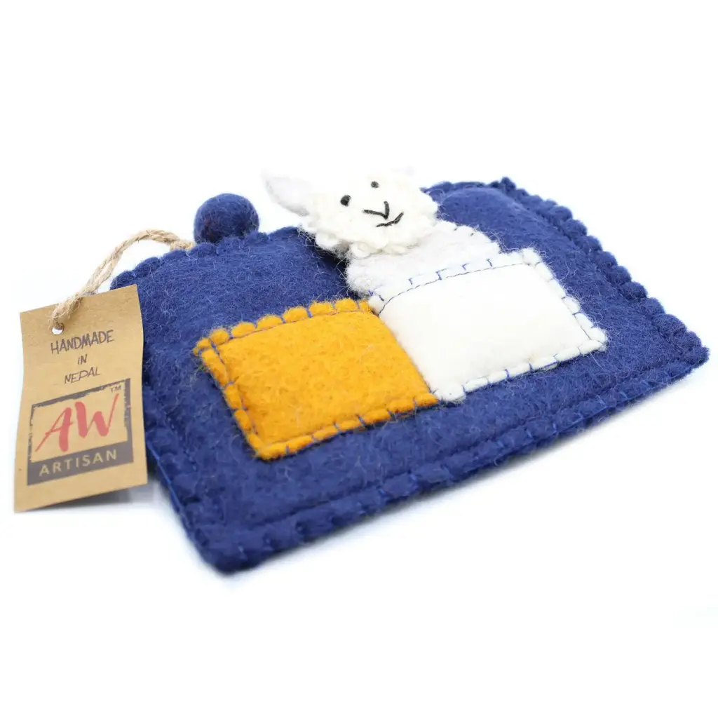 Pouch with Finger Puppets – Puppy Pals | www.artisangoods.co.uk