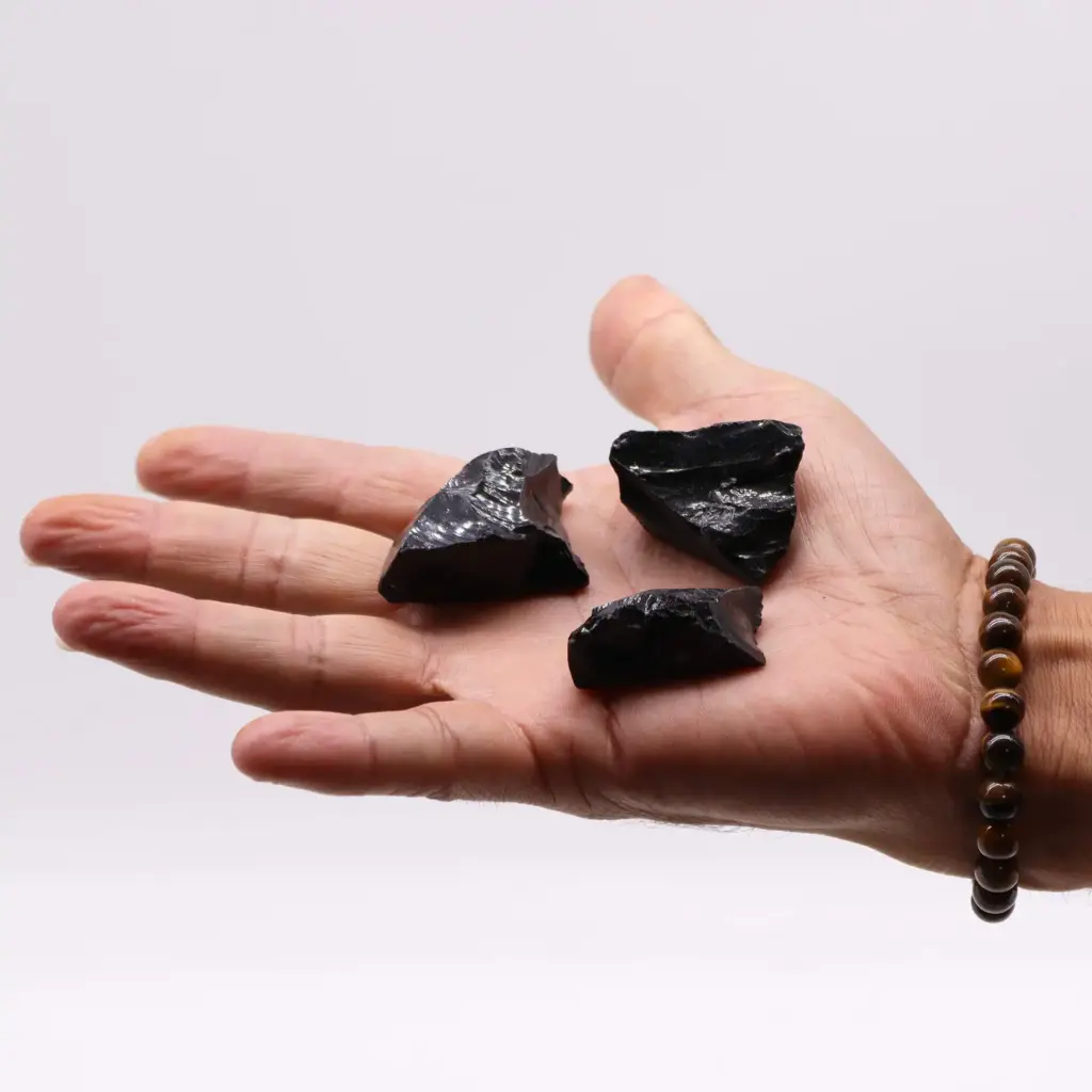 Raw Crystals (500gm) – Black Agate | www.artisangoods.co.uk 3