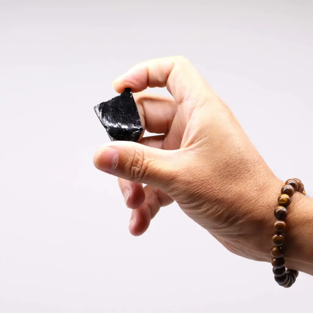 Raw Crystals (500gm) – Black Agate | www.artisangoods.co.uk 4