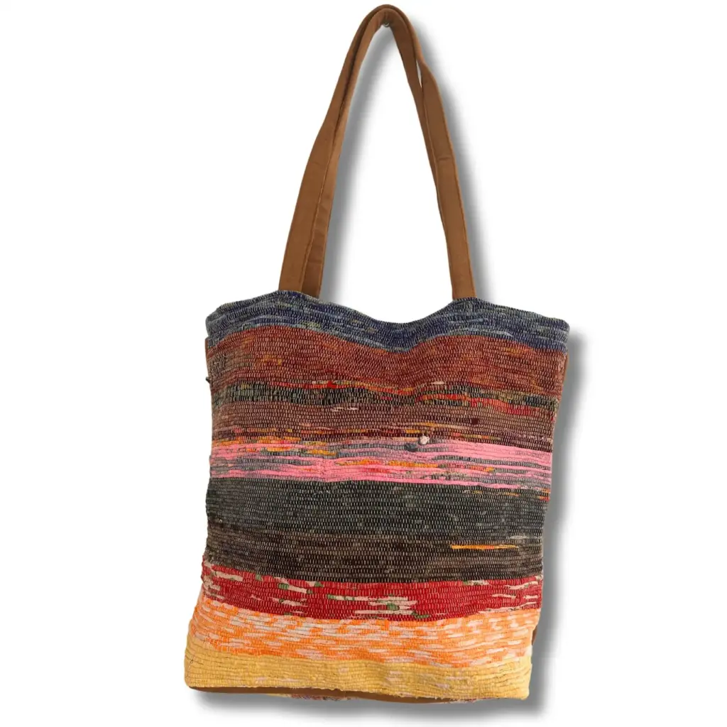 Recycled Big Rug Bag – Shades of Lavender | www.artisangoods.co.uk 2 Recycled Big Rug Bag – Shades of Lavender | www.artisangoods.co.uk 2