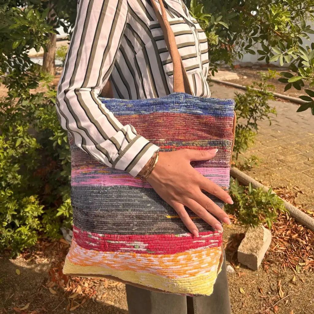 Recycled Big Rug Bag – Shades of Lavender | www.artisangoods.co.uk