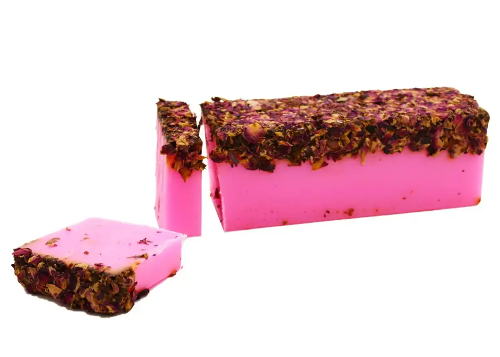 Rose & Rose Petals – Soap Loaf | www.artisangoods.co.uk 3 Rose & Rose Petals – Soap Loaf | www.artisangoods.co.uk 3