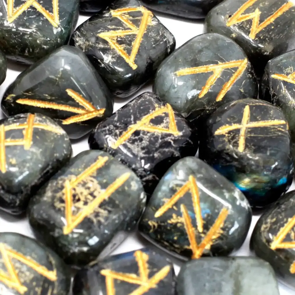 Runes Stone Set in Pouch – Labradorite | www.artisangoods.co.uk