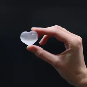 Selenite Heart – 3-4cm | www.artisangoods.co.uk 3
