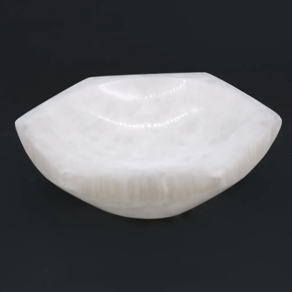 Selenite Hex Bowl – 15cm | www.artisangoods.co.uk 3
