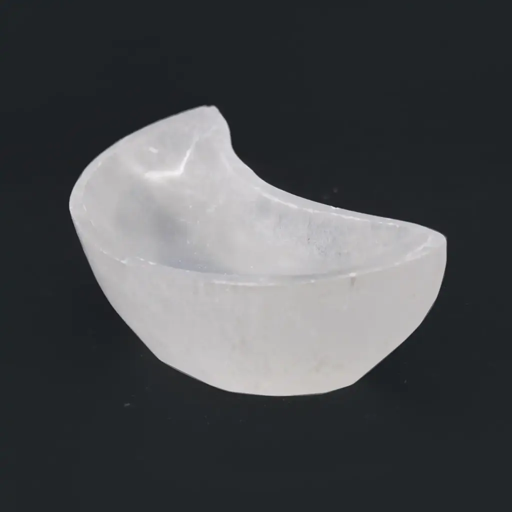 Selenite Moon Bowl – 10cm | www.artisangoods.co.uk 3