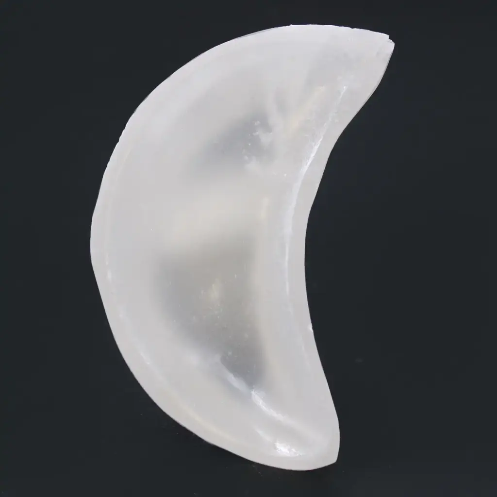 Selenite Moon Bowl – 10cm | www.artisangoods.co.uk 2