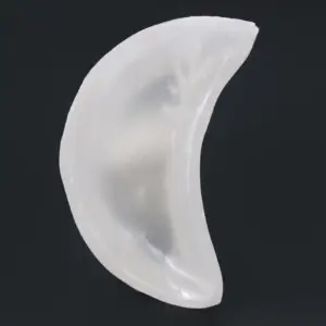 Selenite Moon Bowl – 10cm | www.artisangoods.co.uk 2