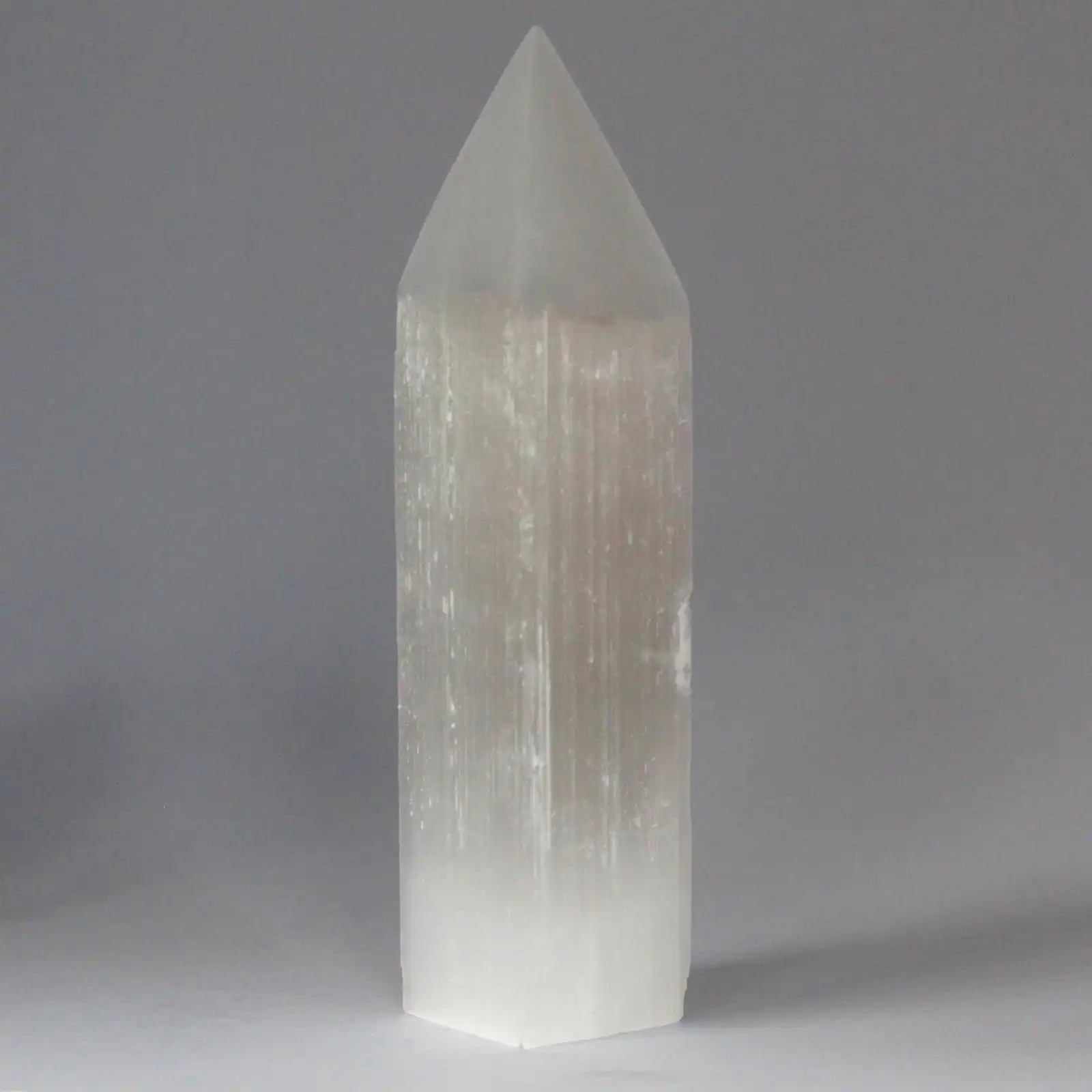 Selenite Pencil Point Tower – 20 cm | www.artisangoods.co.uk 2 Selenite Pencil Point Tower – 20 cm | www.artisangoods.co.uk 1