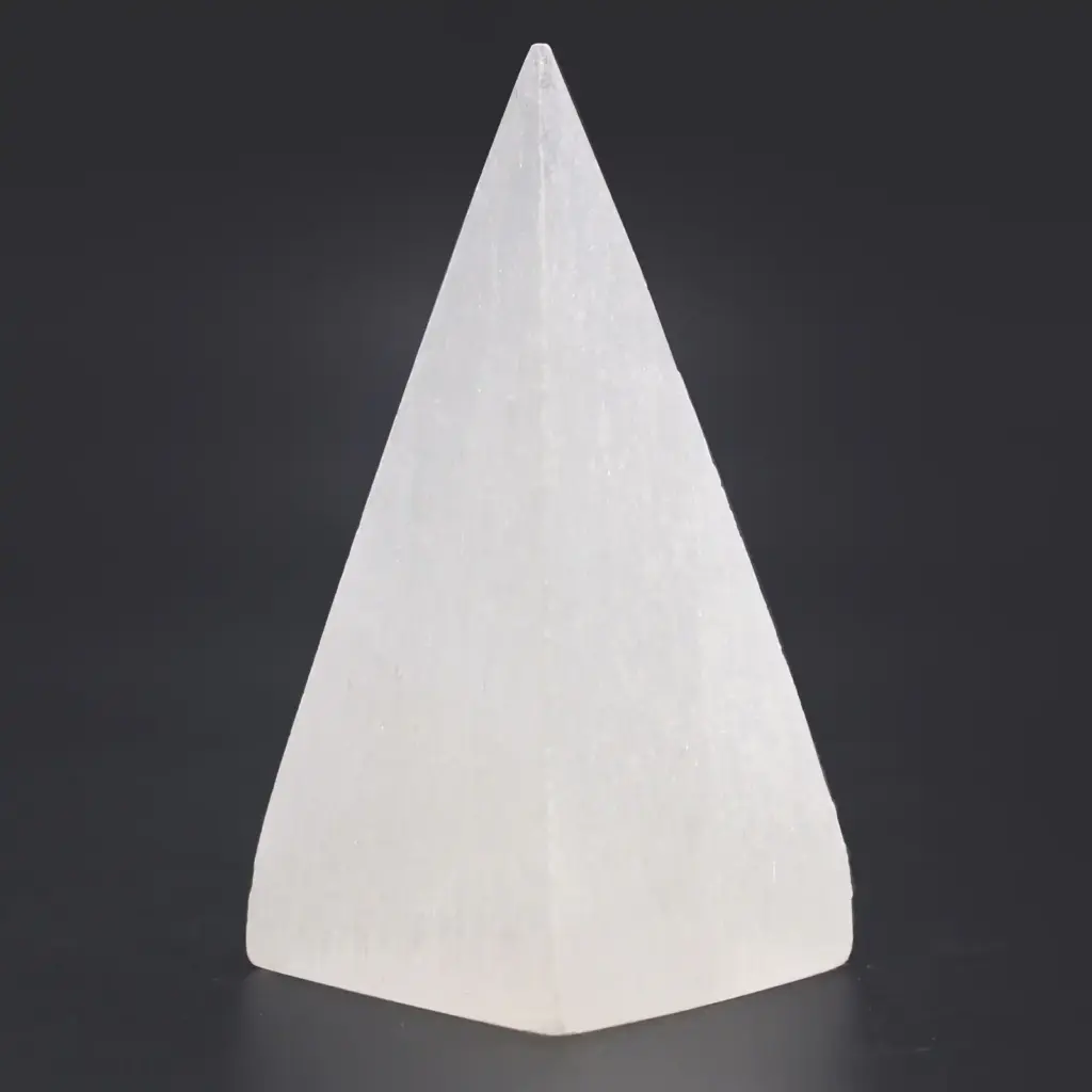 Selenite Pyramid – 10 cm | www.artisangoods.co.uk 2 Selenite Pyramid – 10 cm | www.artisangoods.co.uk 2