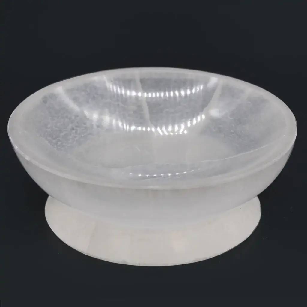Selenite Ritual Bowl  – 13cm | www.artisangoods.co.uk 2