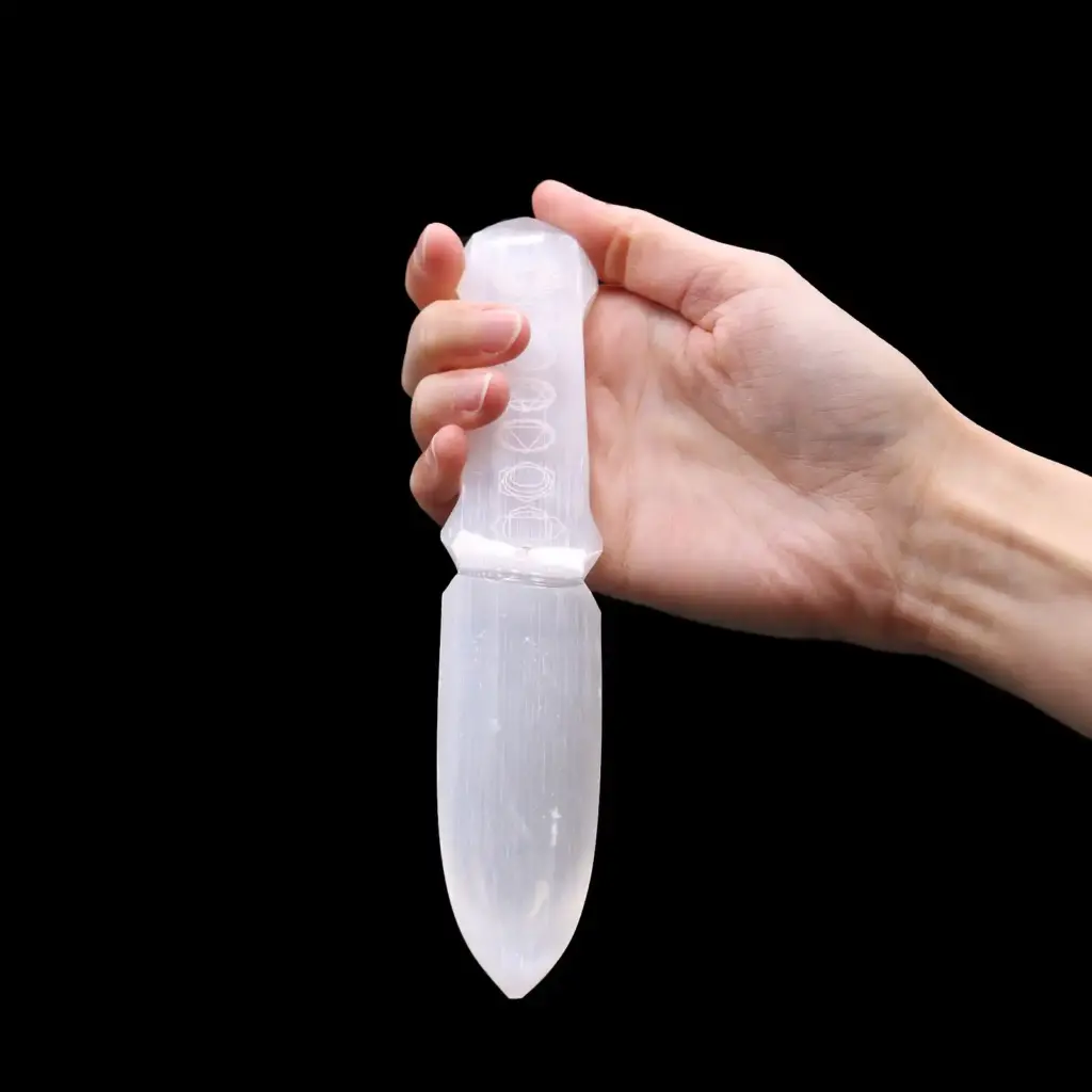 Selenite Ritual Knife – Chakra | www.artisangoods.co.uk 7 Selenite Ritual Knife – Chakra | www.artisangoods.co.uk 7