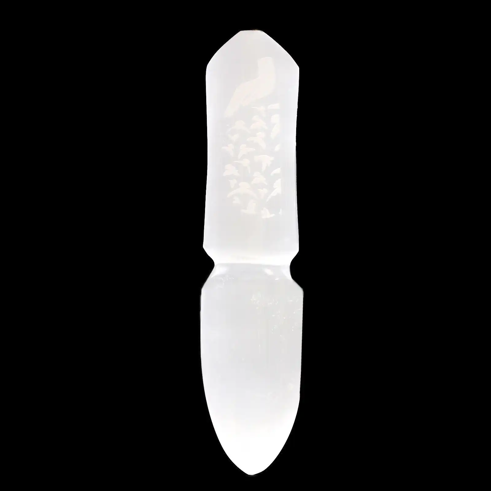 Selenite Ritual Knife – Releasing Bonds | www.artisangoods.co.uk 9 Selenite Ritual Knife – Releasing Bonds | www.artisangoods.co.uk 8