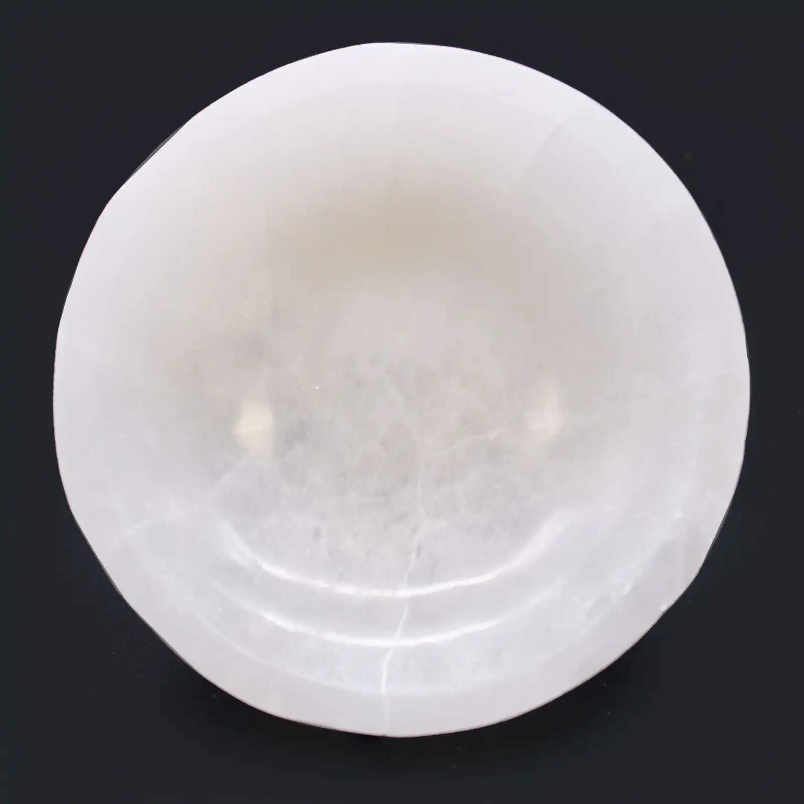 Selenite Round Bowl – 15cm | www.artisangoods.co.uk 3 Selenite Round Bowl – 15cm | www.artisangoods.co.uk 2