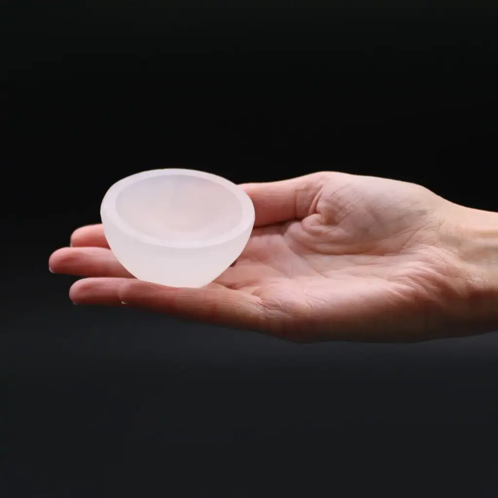 Selenite Round Bowl – 6cm | www.artisangoods.co.uk 4