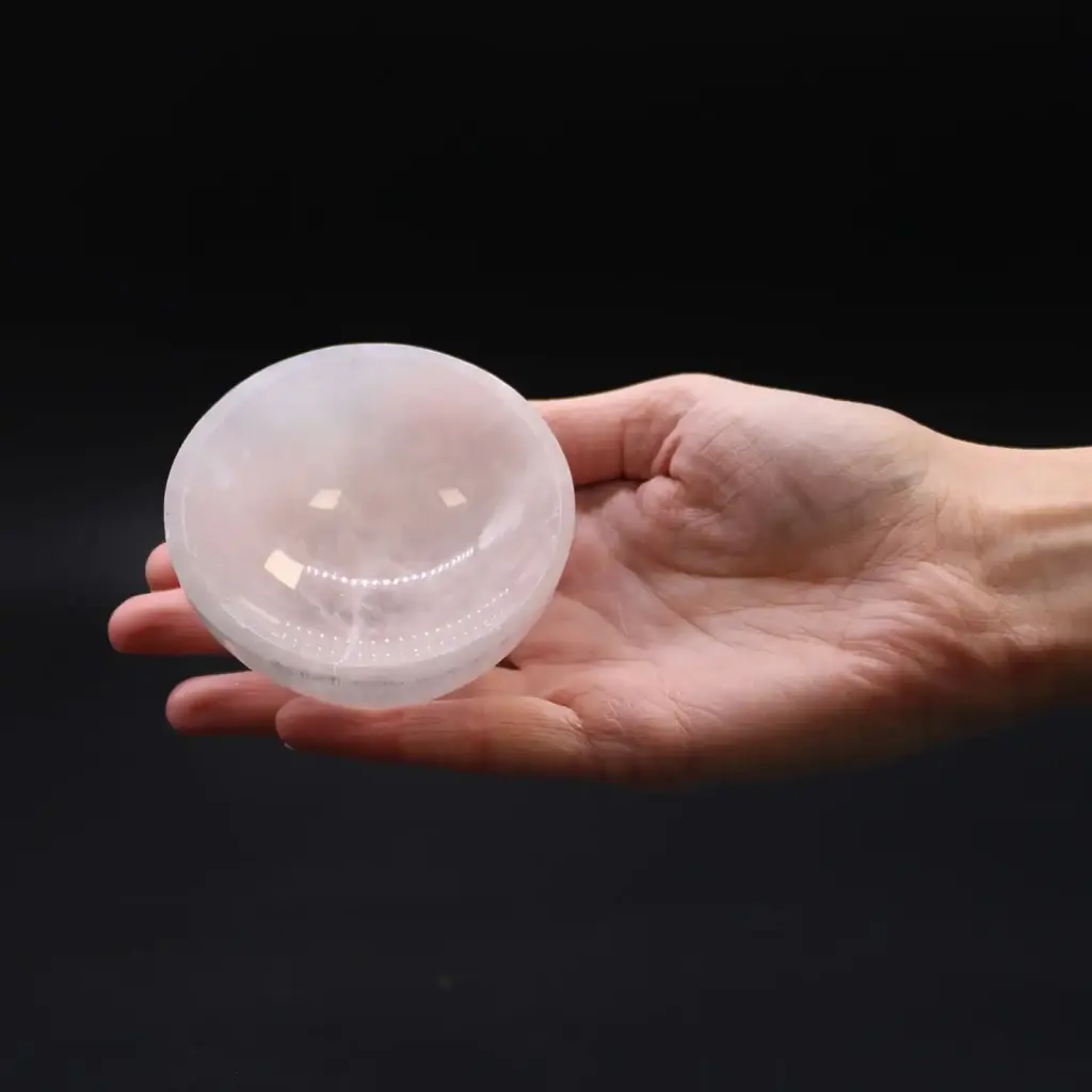 Selenite Round Bowl – 8cm | www.artisangoods.co.uk 4
