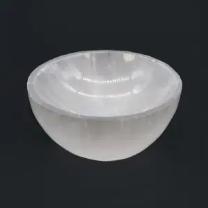 Selenite Round Bowl – 8cm | www.artisangoods.co.uk 3