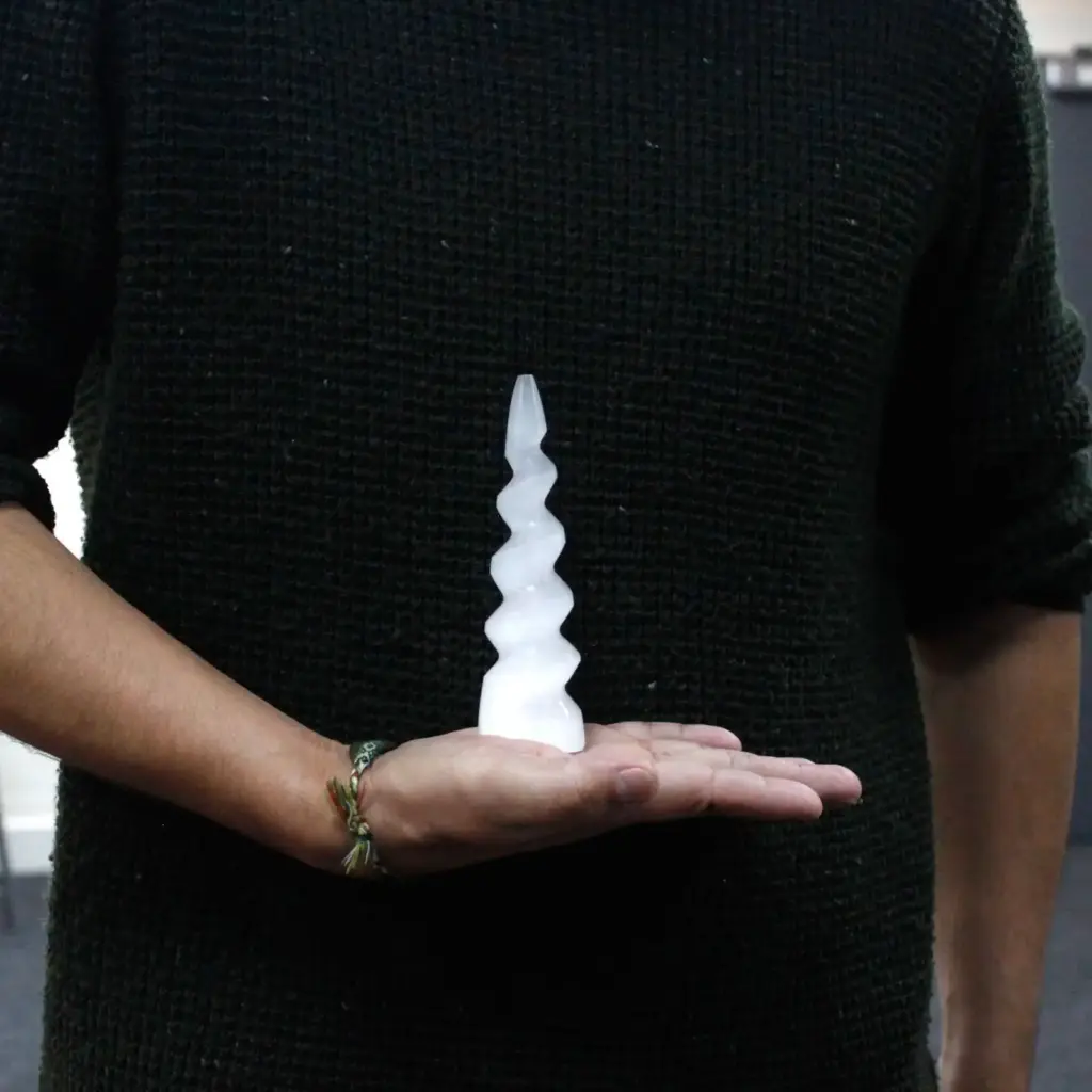 Selenite Spiral Unicorn Horn Tower – 15 cm | www.artisangoods.co.uk 4