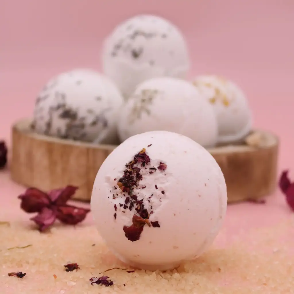 Sensual – Himalayan Salt Bath Bomb | www.artisangoods.co.uk 2