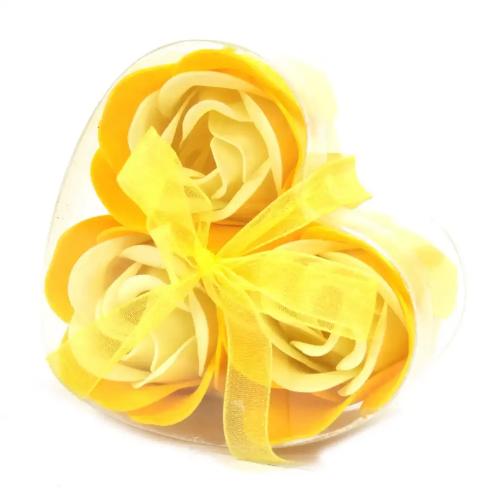 Set of 3 Soap Flower Heart Box – Spring Roses | www.artisangoods.co.uk
