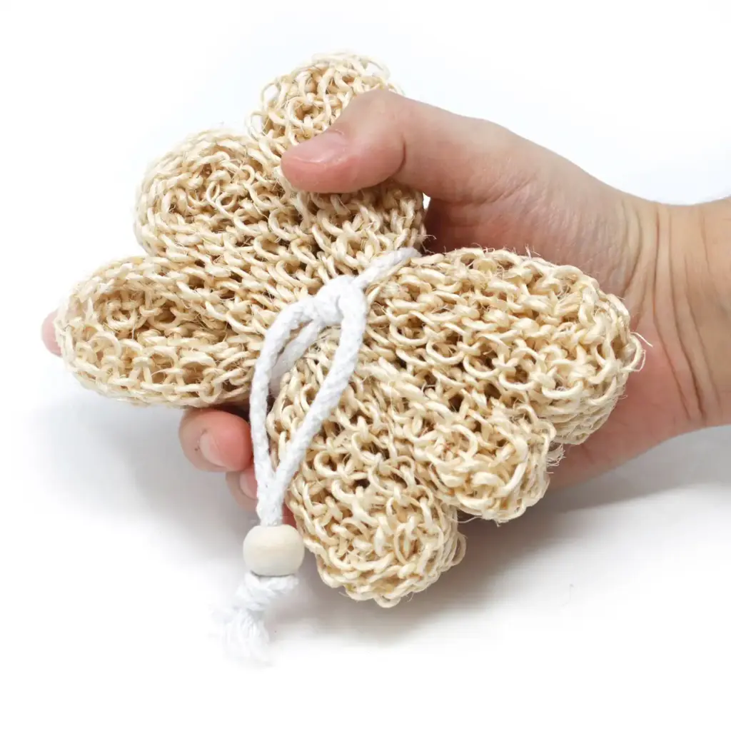 Sisal Sponge and Scrub – Exfoliating Star | www.artisangoods.co.uk 4 Sisal Sponge and Scrub – Exfoliating Star | www.artisangoods.co.uk 4
