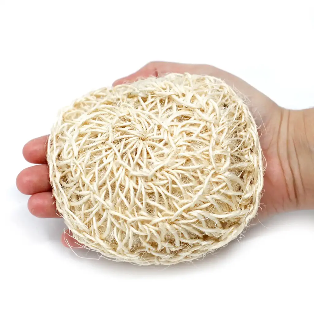 Sisal Sponge and Scrub – Soft Round Exfoliating Cushion | www.artisangoods.co.uk 4