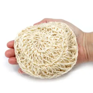 Sisal Sponge and Scrub – Soft Round Exfoliating Cushion | www.artisangoods.co.uk 4