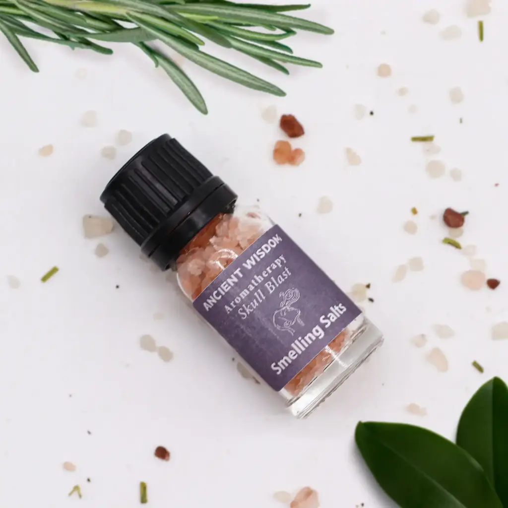 Skull Blast Aromatherapy Smelling Salt | www.artisangoods.co.uk 3