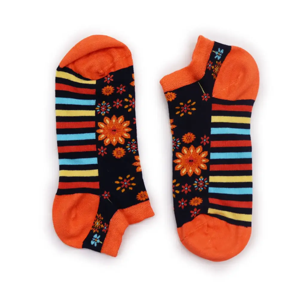 S/M Hop Hare Bamboo Socks Low (3.5-6.5) – Mandala Flowers | www.artisangoods.co.uk S/M Hop Hare Bamboo Socks Low (3.5-6.5) – Mandala Flowers | www.artisangoods.co.uk