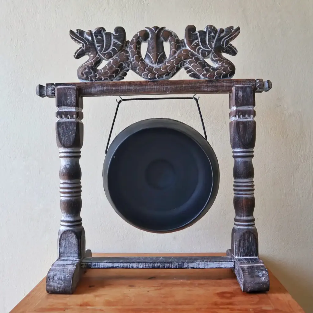 Small Healing Gong in Stand – 25cm – Black | www.artisangoods.co.uk 8