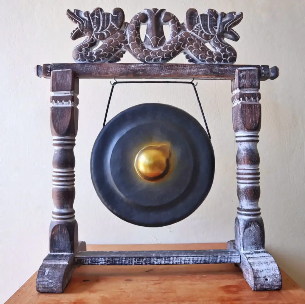 Small Healing Gong in Stand – 25cm – Black | www.artisangoods.co.uk