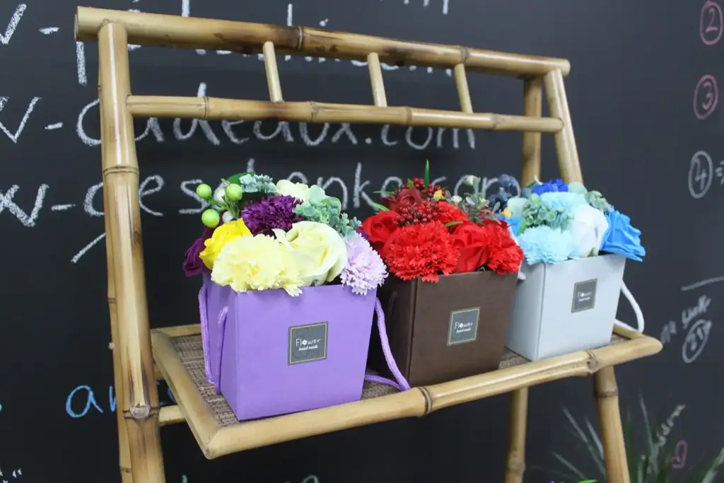 Soap Flower Bouquet – Spring Flowers | www.artisangoods.co.uk 6