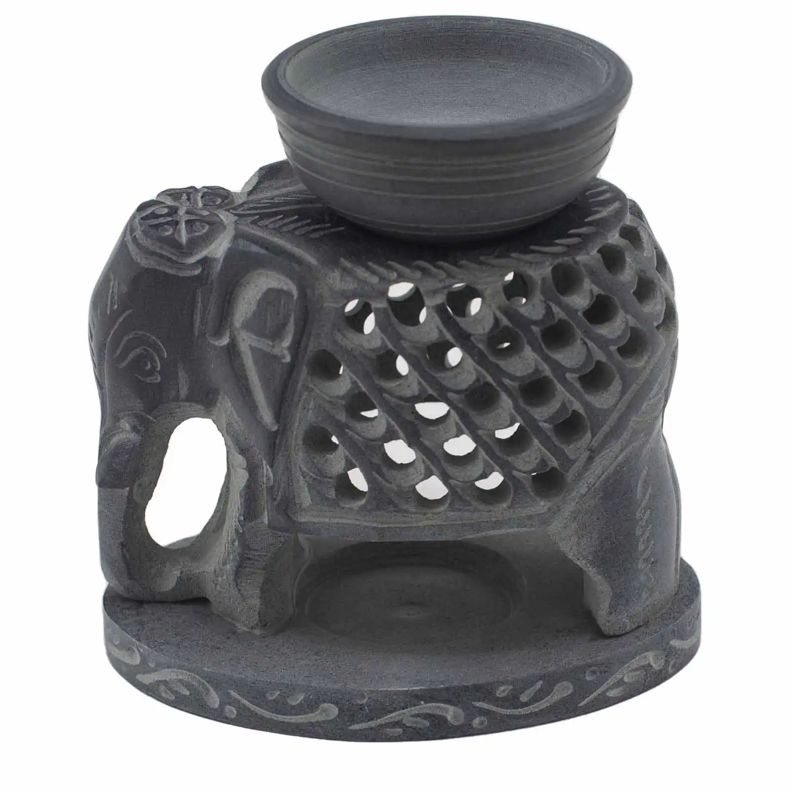Soapstone Oil Burner 10.5cm – Standing Elephant | www.artisangoods.co.uk 4 Soapstone Oil Burner 10.5cm – Standing Elephant | www.artisangoods.co.uk 3
