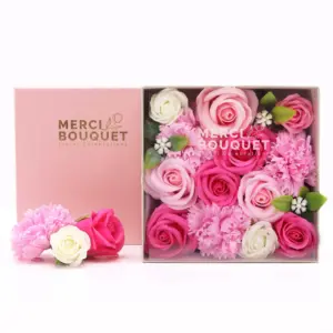 Square Box – Baby Blessings – Pinks | www.artisangoods.co.uk 2