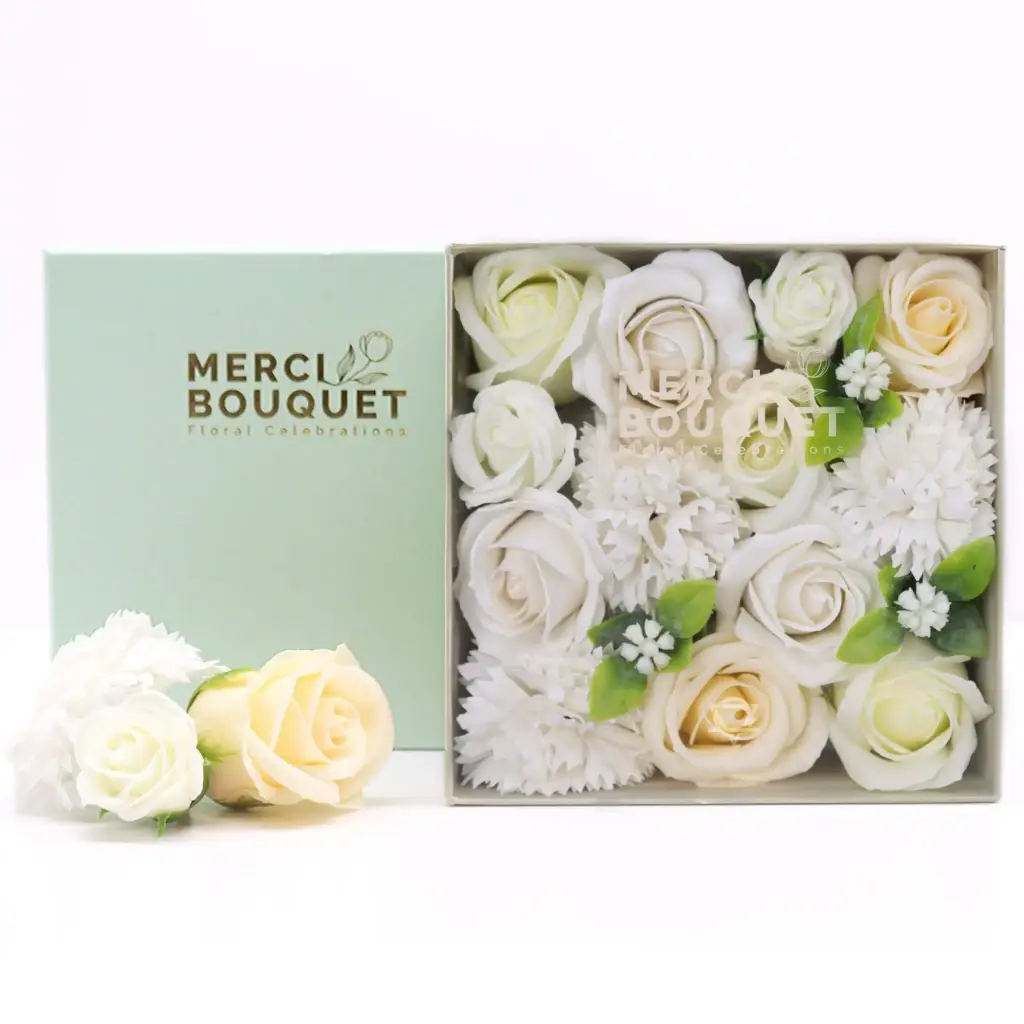 Square Box – Wedding Blessings – White & Ivory | www.artisangoods.co.uk 2
