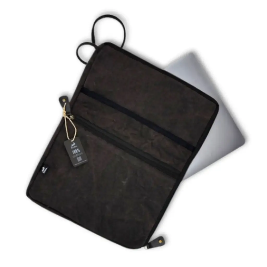 Stonewash Large Laptop Pouch – Charcoal | www.artisangoods.co.uk 2 Stonewash Large Laptop Pouch – Charcoal | www.artisangoods.co.uk 2
