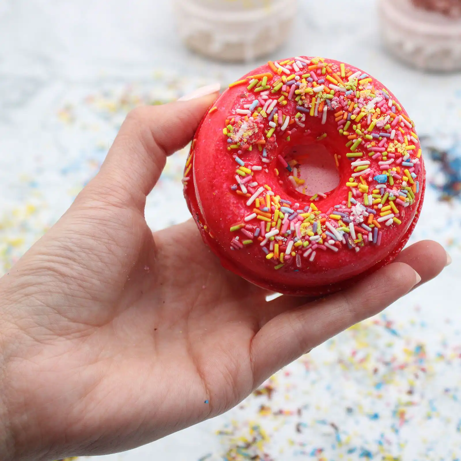 Strawberry & Banana Bath Donuts | www.artisangoods.co.uk 7 Strawberry & Banana Bath Donuts | www.artisangoods.co.uk 6