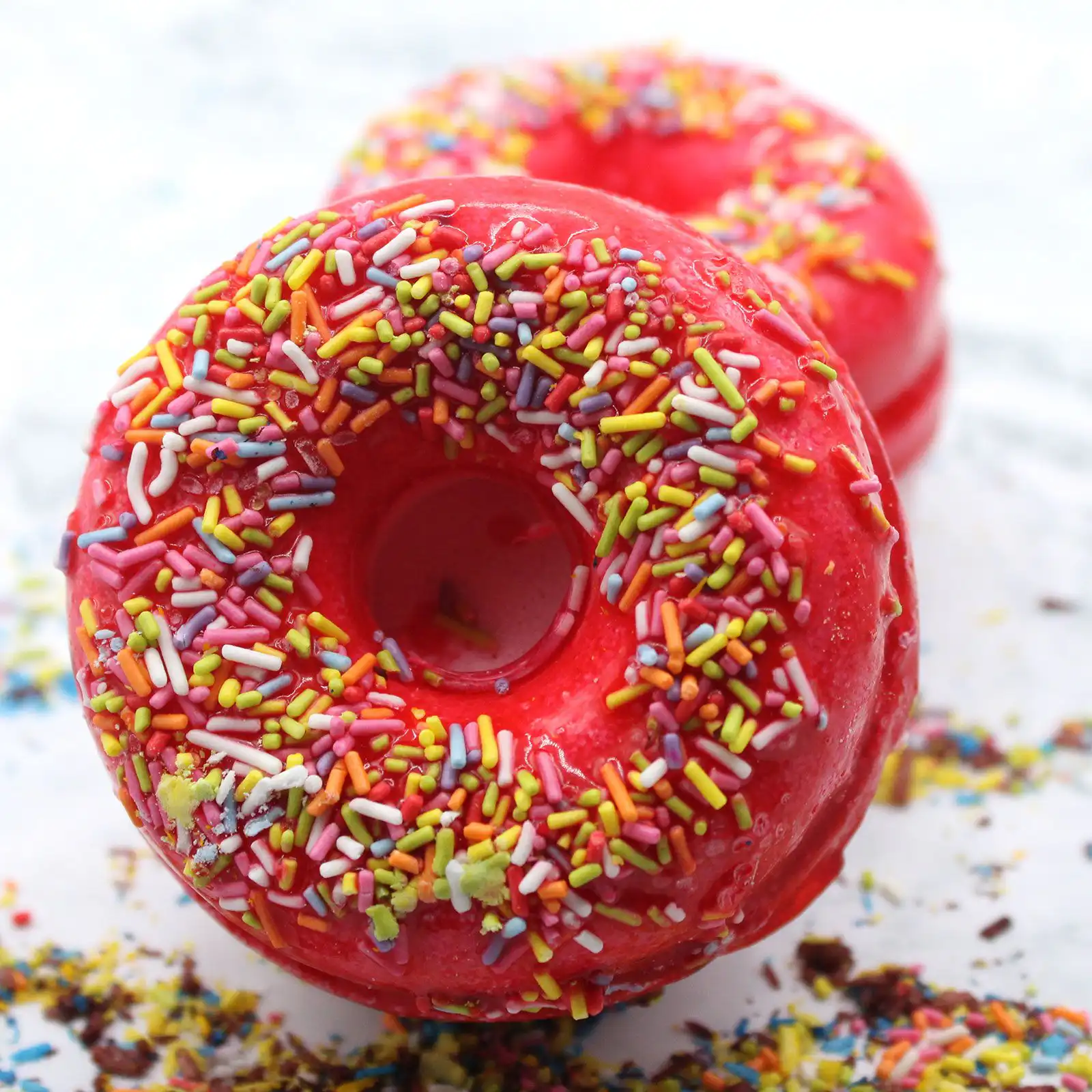 Strawberry & Banana Bath Donuts | www.artisangoods.co.uk 5 Strawberry & Banana Bath Donuts | www.artisangoods.co.uk 4