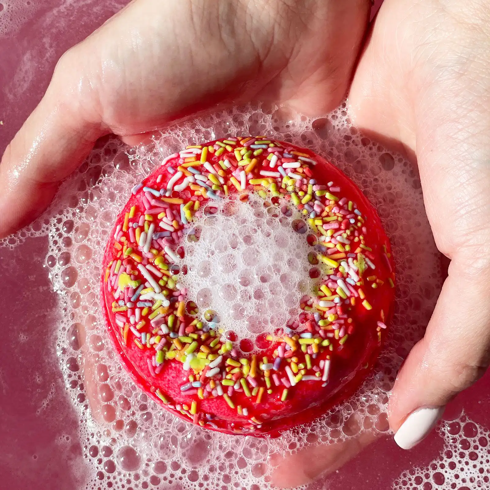Strawberry & Banana Bath Donuts | www.artisangoods.co.uk 8 Strawberry & Banana Bath Donuts | www.artisangoods.co.uk 7