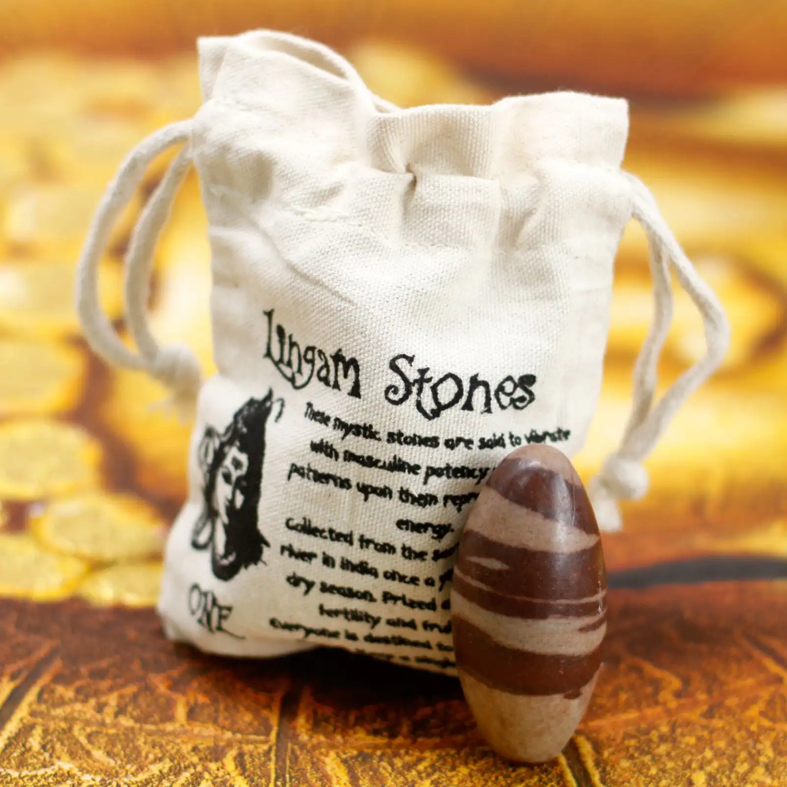 Three Inch Lingam – 1 Stone | www.artisangoods.co.uk 4 Three Inch Lingam – 1 Stone | www.artisangoods.co.uk 3