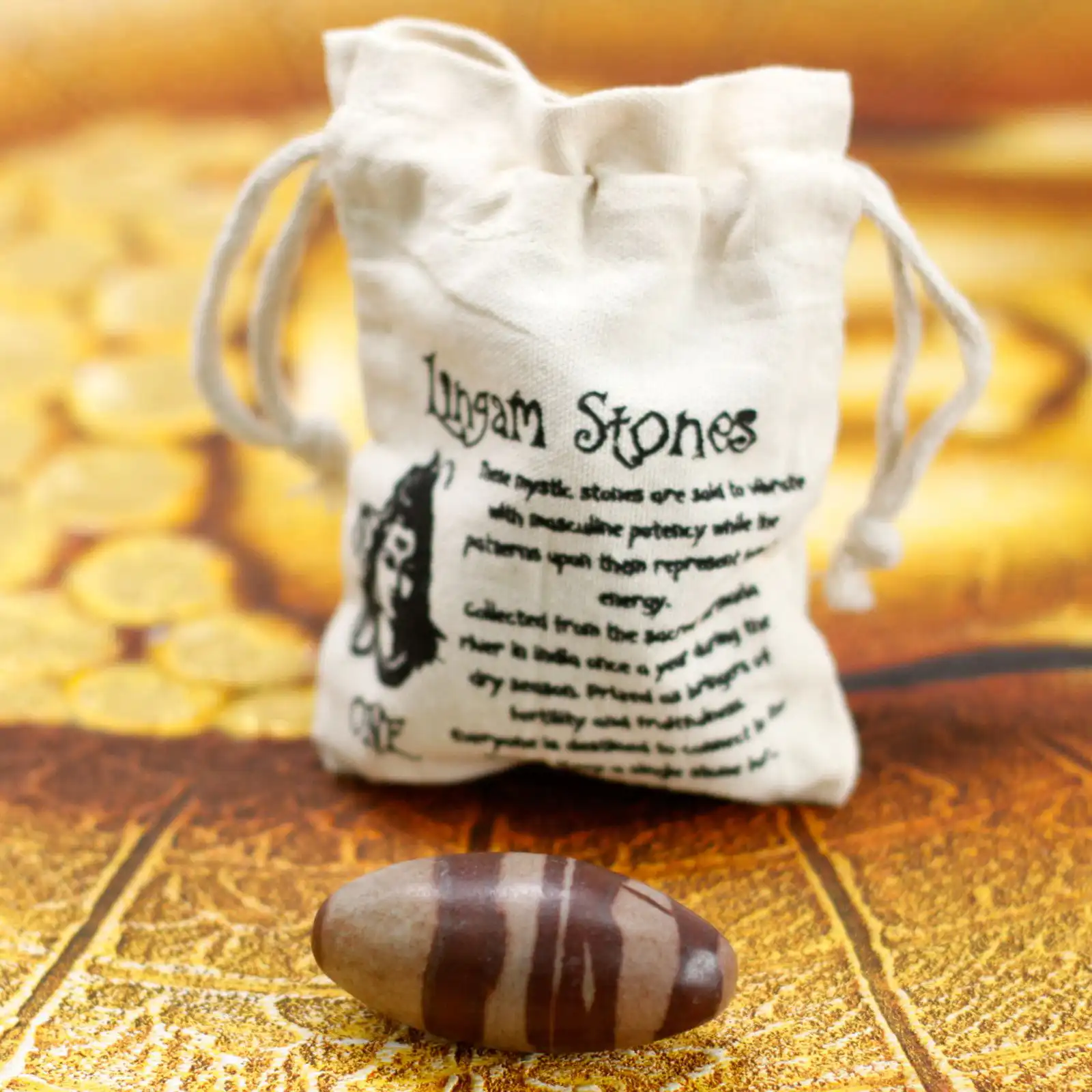 Three Inch Lingam – 1 Stone | www.artisangoods.co.uk 8 Three Inch Lingam – 1 Stone | www.artisangoods.co.uk 7