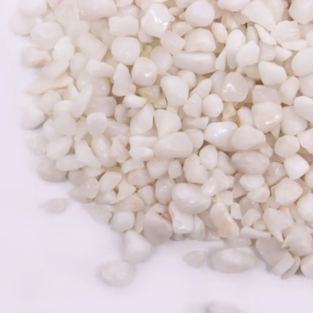 White Quartz Gemstone Chips Bulk – 1KG | www.artisangoods.co.uk 2 White Quartz Gemstone Chips Bulk – 1KG | www.artisangoods.co.uk 2