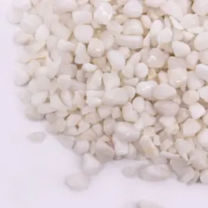 White Quartz Gemstone Chips Bulk – 1KG | www.artisangoods.co.uk 2