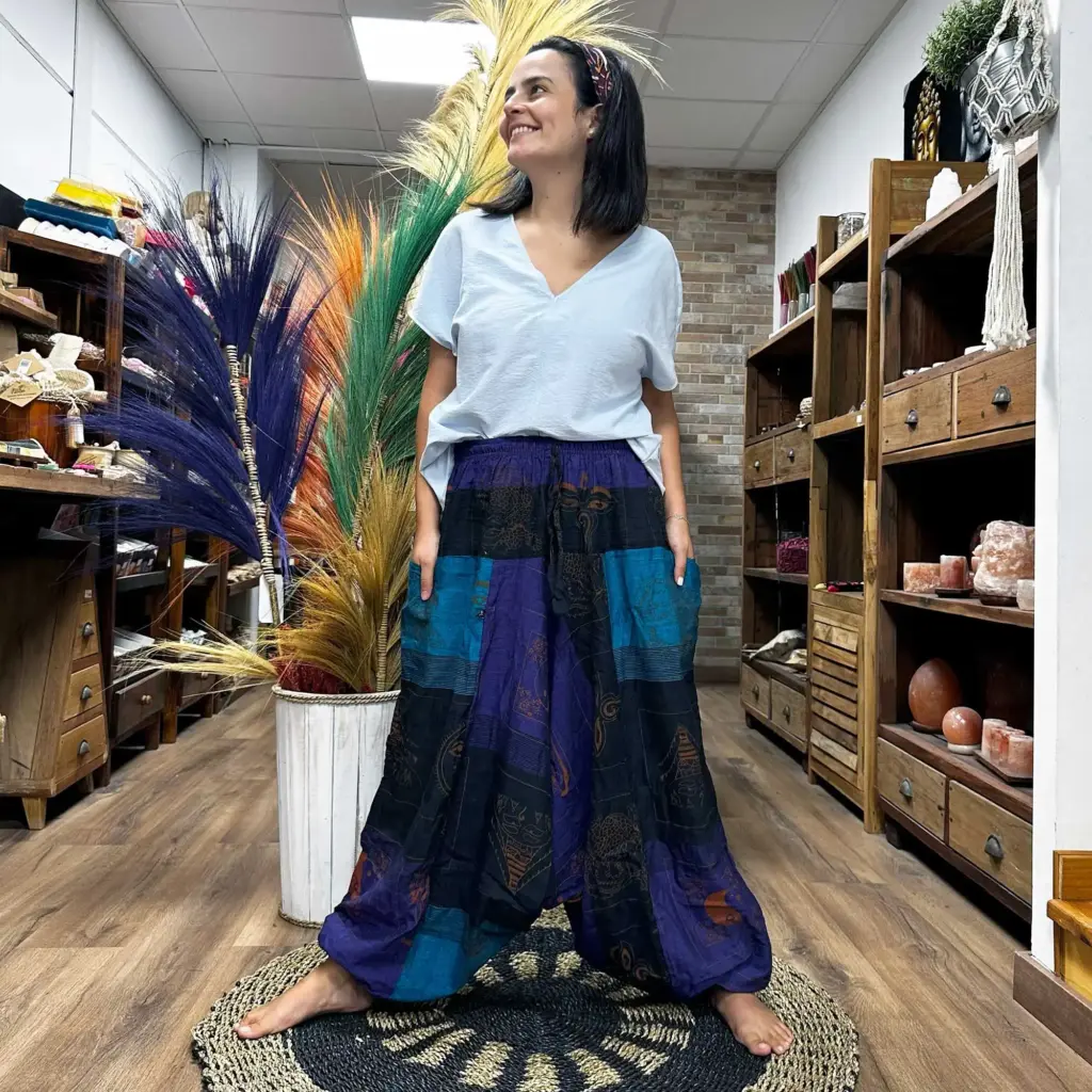 Yoga and Festival Pants – Aladdin Himalayan Print on Purple | www.artisangoods.co.uk 3 Yoga and Festival Pants – Aladdin Himalayan Print on Purple | www.artisangoods.co.uk 3