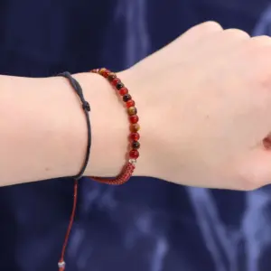Zodiac Crystal Candle with Gemstone Bracelet – Leo | www.artisangoods.co.uk 4
