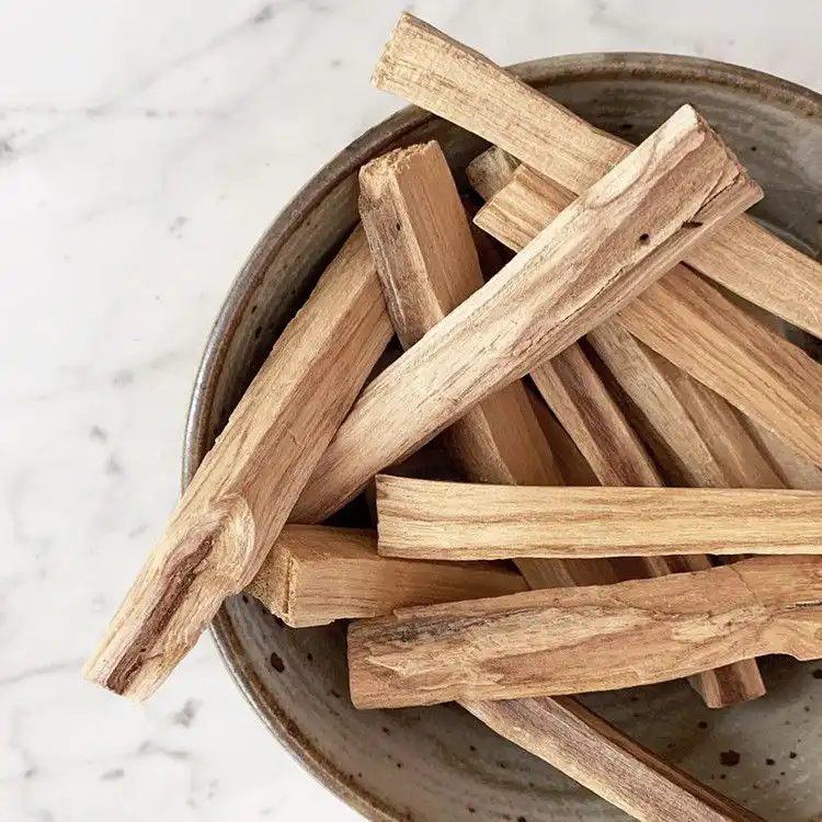 100g Green Tree Palo Santo Sticks 10-15 sticks | www.artisangoods.co.uk 6 100g Green Tree Palo Santo Sticks 10-15 sticks | www.artisangoods.co.uk 5